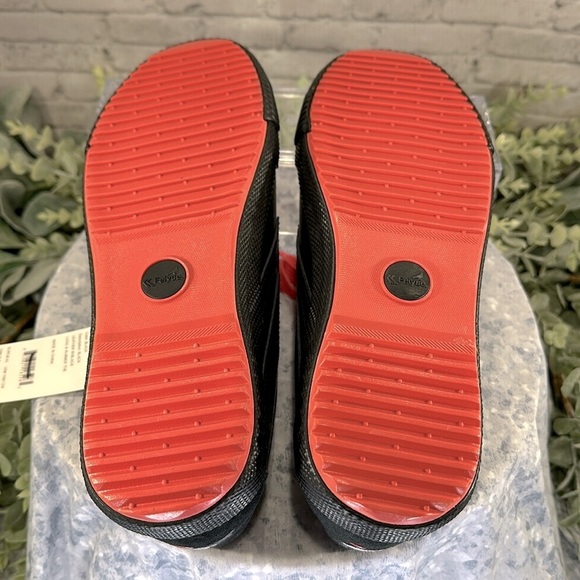 FEIYUE X STAPLE 1920 Black Leather Low Full Color Pigeon Sneakers Men’s 10🖤NWT - Picture 8 of 12